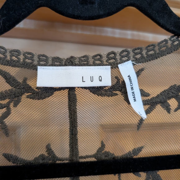 LUQ Olive Sheer Lace Kimono - Picture 2 of 10